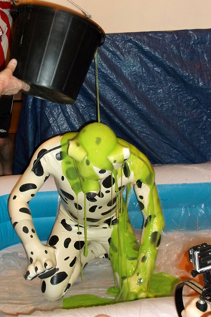 Spot and Gunge ZentaiSpot