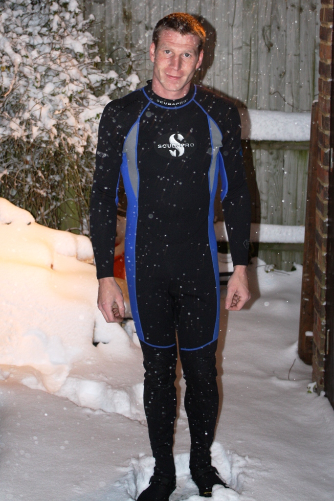 Wetsuit Standing in Snow ZentaiSpot